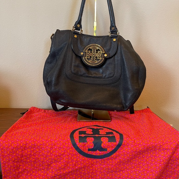 Tory Burch Authentic Duffle Black Pebbled LambLeather Bag Shoulder or Crossbody. - Picture 9 of 12